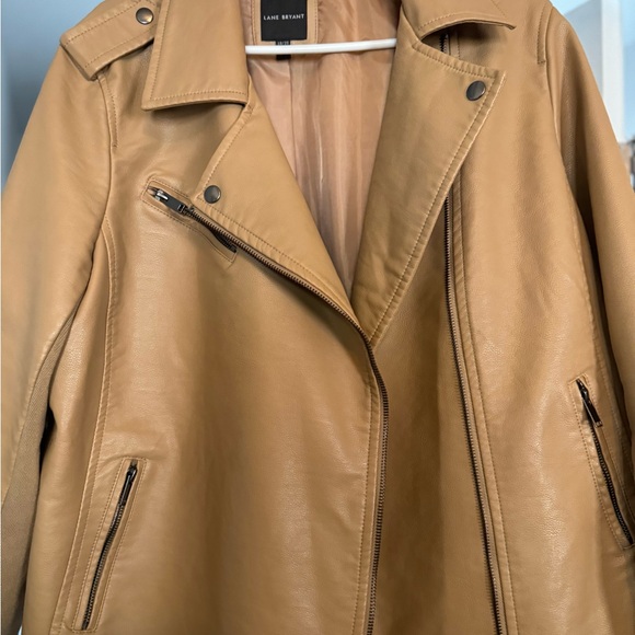 Faux leather jackets - Picture 5 of 9